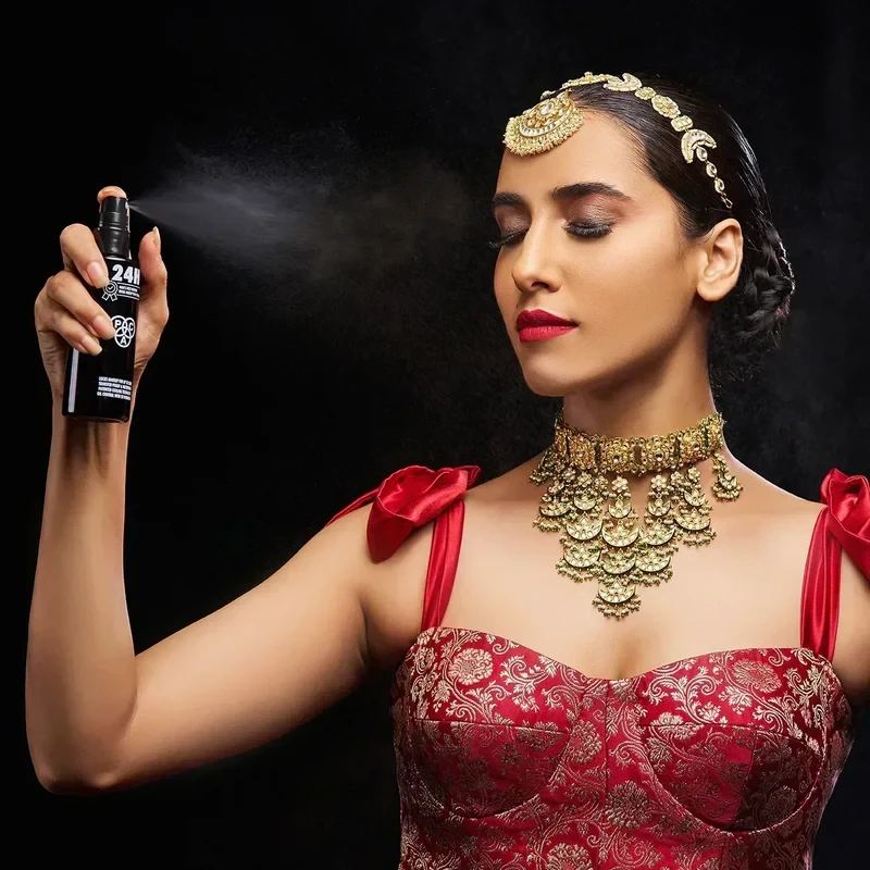 PAC 24H Makeup Fixer (118 ml) Hover