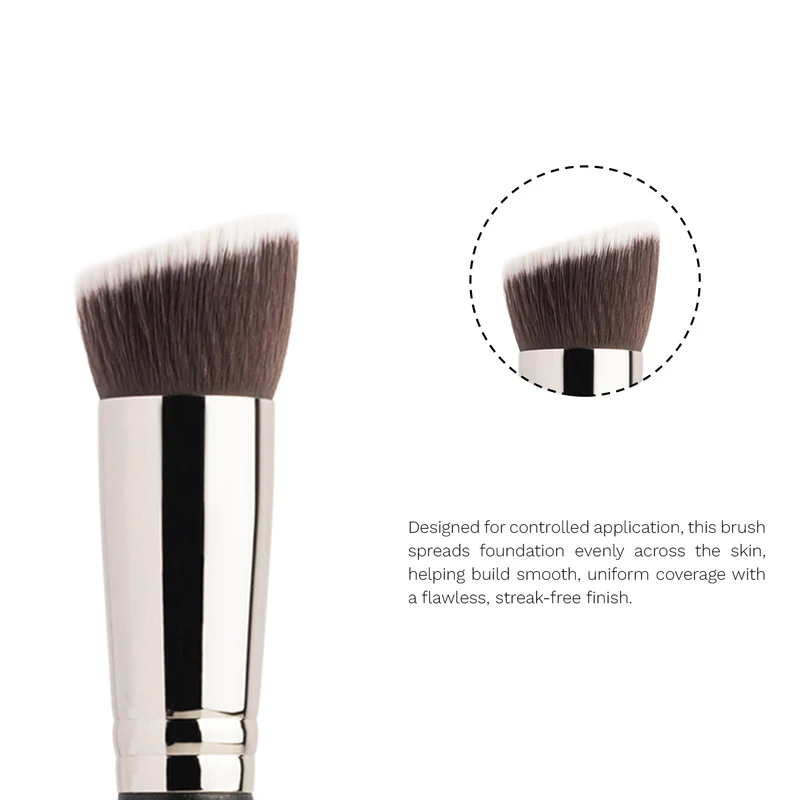 PAC Foundation Application Brush 006